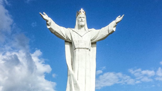 CHRIST THE KING STATUE