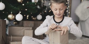 Ko obdarovanje otrok postane nočna mora
