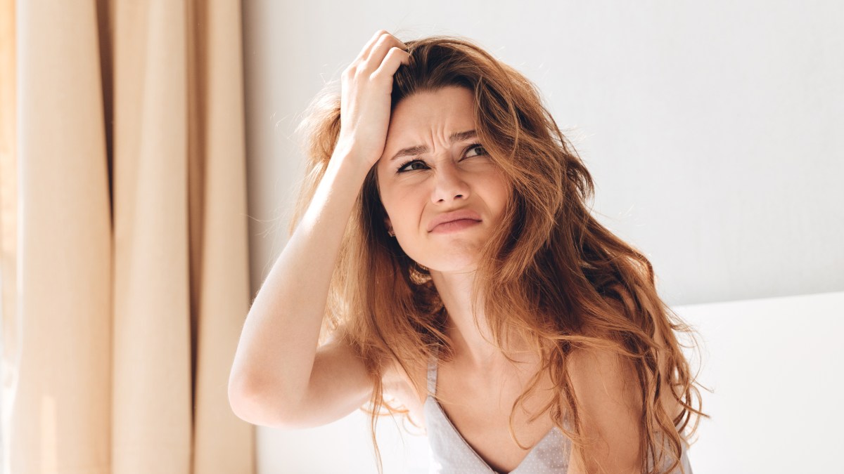 WEB3-WOMAN-STRESS-PIJAMA-De Dean Drobo-Shutterstock