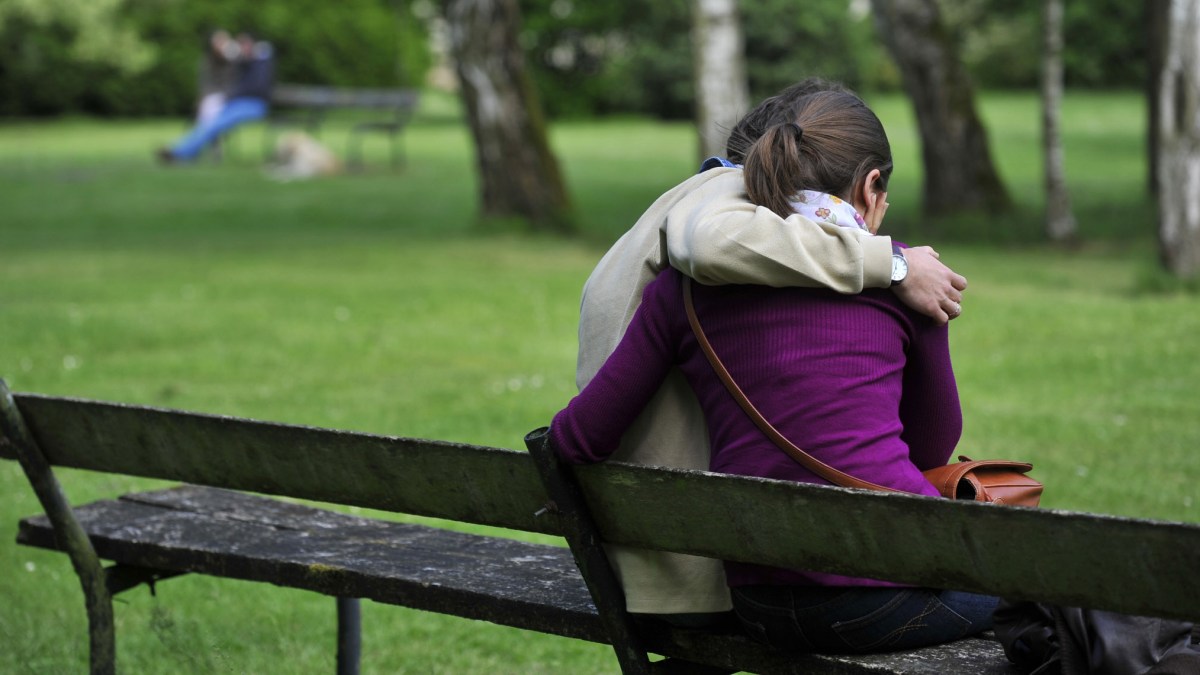 COUPLE HUG