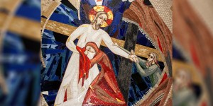 Veste, katere barve v sakralni umetnosti nekoč nikoli niso uporabili?