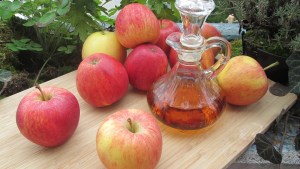 APPLE CIDER VINEGAR