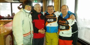 Kleni duhovnik smučarski as pri 80. letih