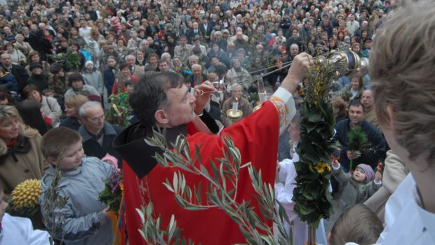 PALM SUNDAY