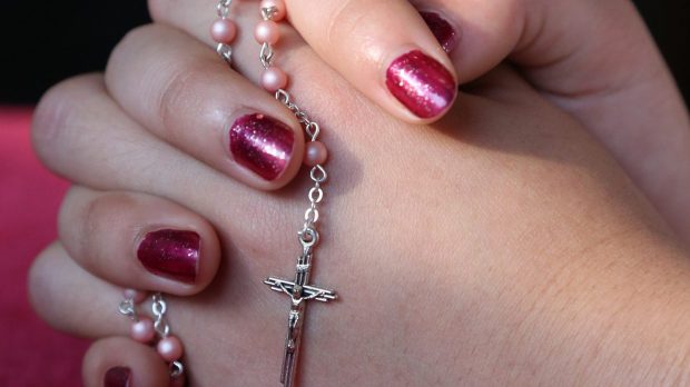 HANDS ROSARY