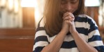 ASIAN,WOMAN,PRAYING,CHURCH
