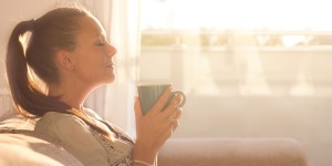 Zakaj je jutro najprimernejši čas za meditacijo