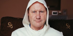 Tako živi David, poslednji irski puščavnik, ki ga lahko gledate tudi na YouTubu