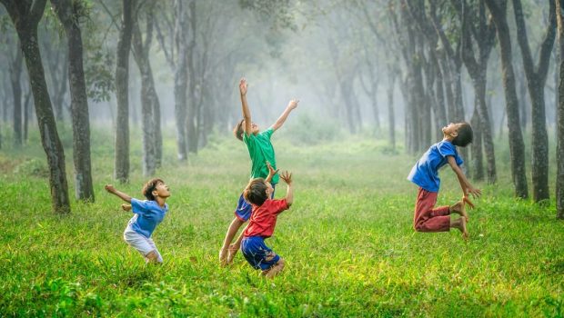 HAPPY KIDS