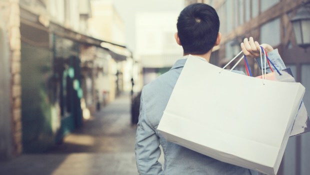 MAN SHOPPING