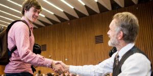 Jordan Peterson &#8220;razstrupljal&#8221; kaos tudi v Ljubljani