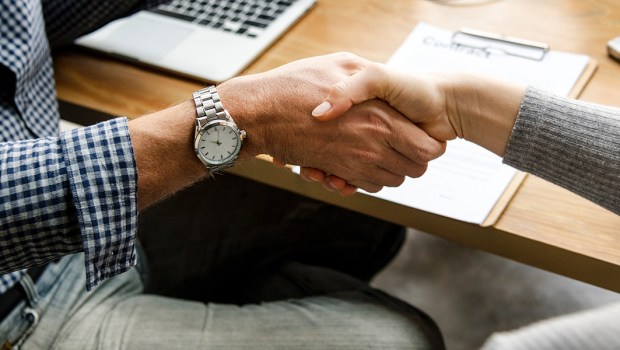 HANDSHAKE