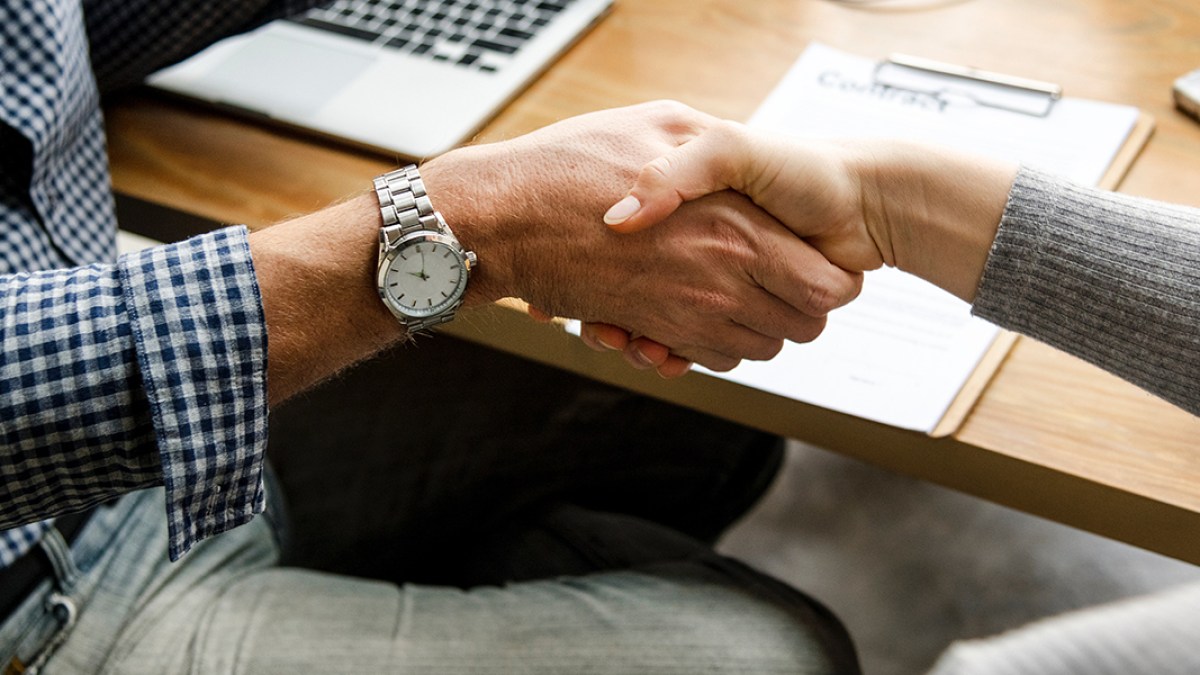HANDSHAKE