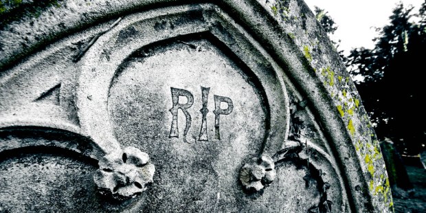 Update Periodik Rip Ali veste, kaj v resnici pomeni kratica R. I. P.