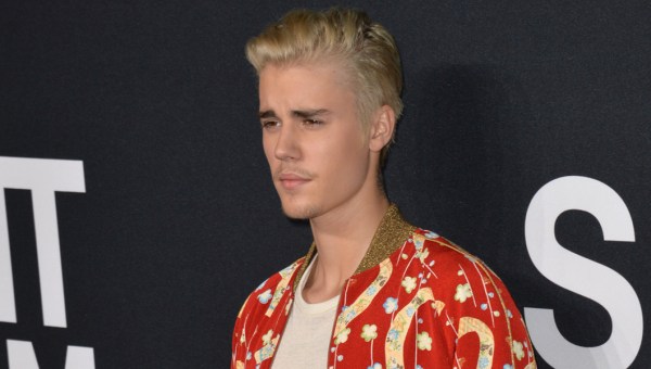 JUSTIN BIEBER