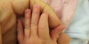 Mali angel Anielka odhaja domov. Njeni starši pa pišejo: &#8220;Srečni smo!&#8221;