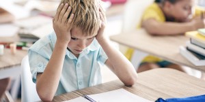 Kako otroke pripraviti do tega, da brez nerganja naredijo domače naloge?