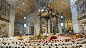 am041819-pope-francis-holy-mass-chrism-antoine-mekary-am__1165.jpg