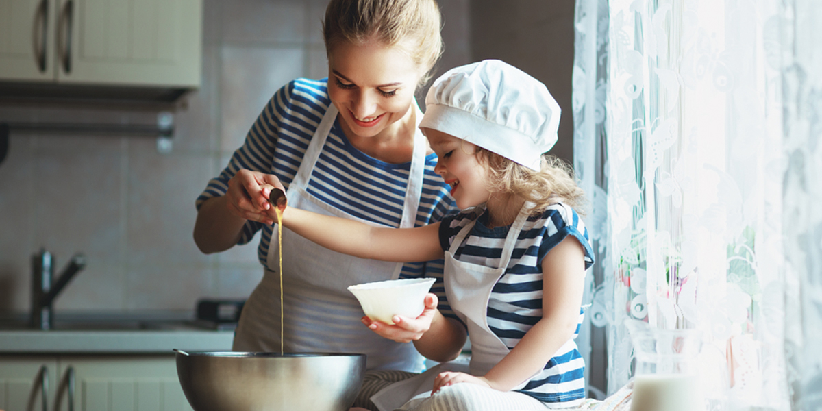 web3-mom-daughter-cooking-baking-kitchen-shutterstock.jpg