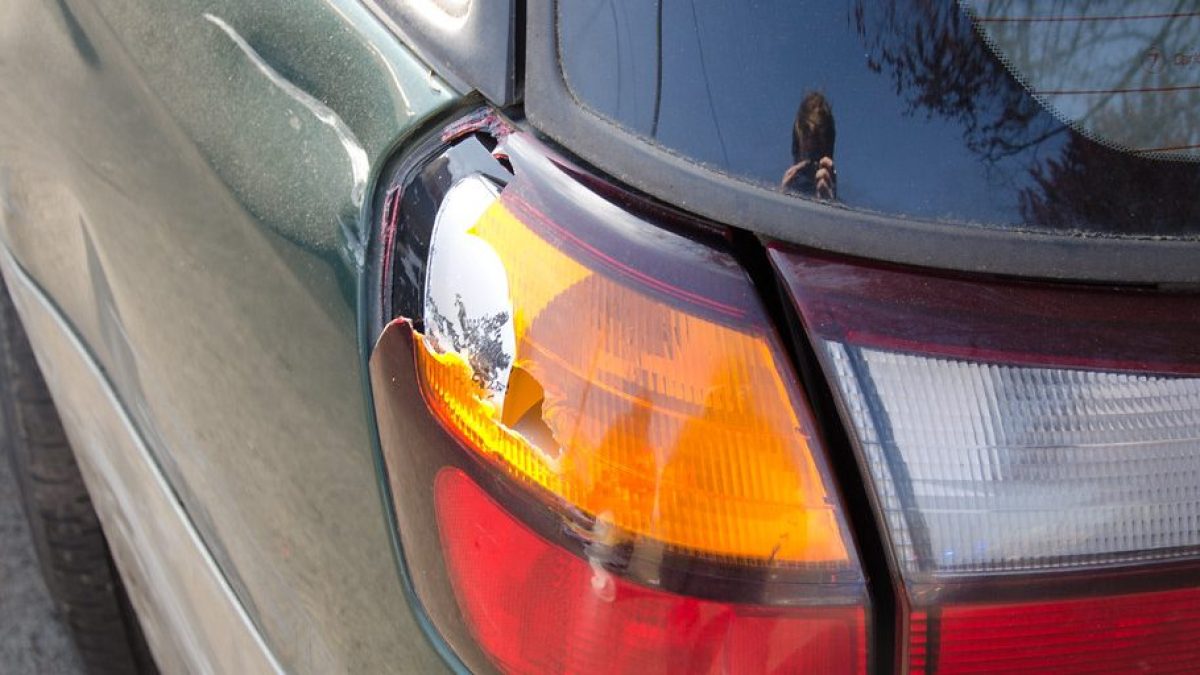 web3-car-crash-accident-parking-light-reidab-cc-by-nc-sa-2.0-e1557233154562.jpg
