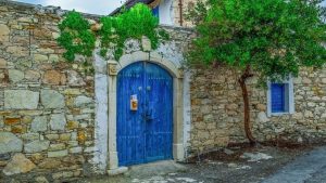 DOOR