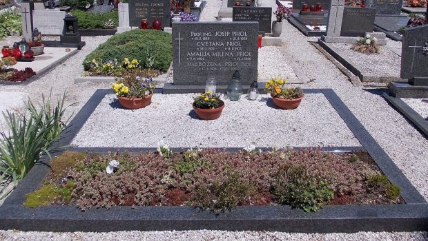 CVETANA PRIOL GRAVE