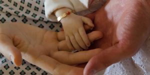 &#8220;Kar sem čutila kot mati, to je čutil tudi on kot oče: tega otroka morava sprejeti&#8221;