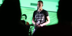 Od materinskega doma do mikrofona: “Hvaležen za vse dobre ljudi”