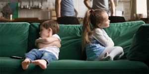 Kaj storiti, če se otroci zmerjajo