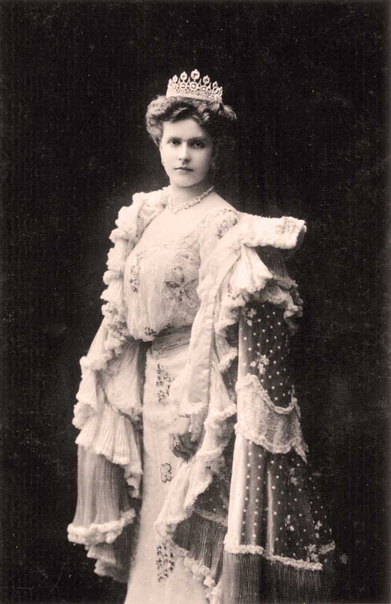 ALICE BATTENBERG