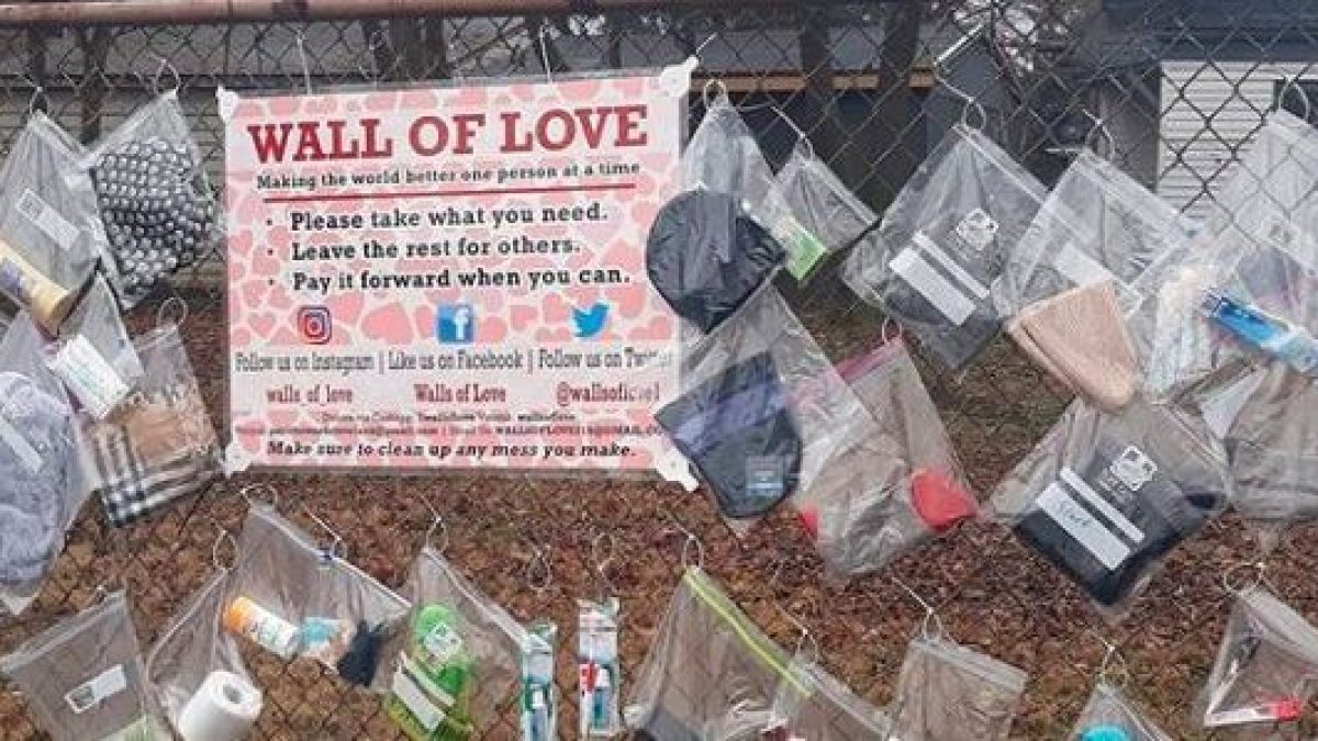WALLS OF LOVE