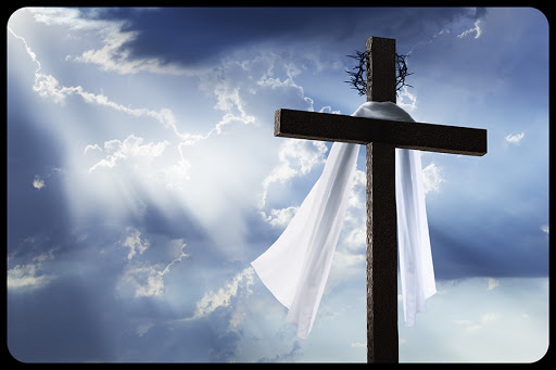Resurrection Cross © Ricardo Reitmeyer / Shutterstock