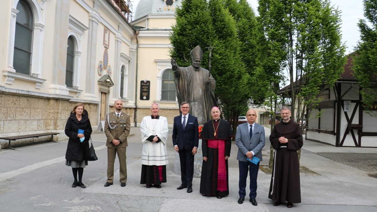 web 3 brezje masa JP II