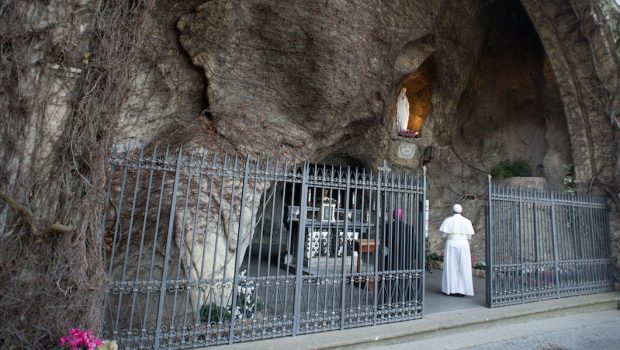 LOURDES