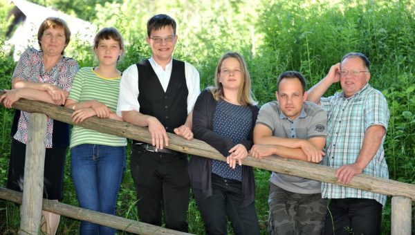 FAMILY LEBAN