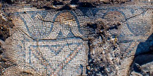 Arheologi odkrili 1300 let staro cerkev v bližini gore Jezusovega spremenjenja