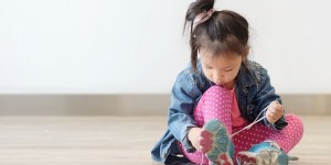 Res veste, kaj pomeni, da je otrok samostojen? Tu so 4 najpogostejše zmote