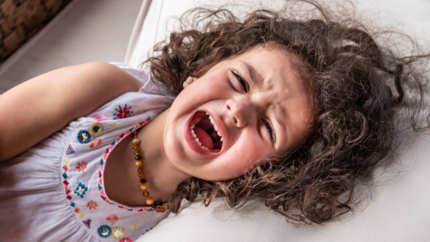 LITTLE GIRL SCREAMS,