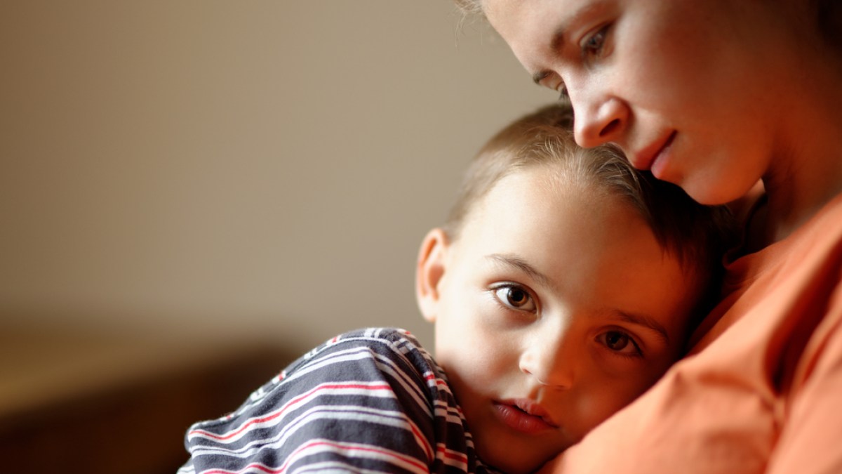 MUM, CHILD, SADNESS
