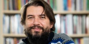 &#8220;Ko nam je nekaj &#8216;vzeto&#8217;, veliko bolj budno spremljamo kot pa prej, ko smo morda dremali v cerkvi&#8221;