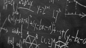 formules mathématiques sur un tableau