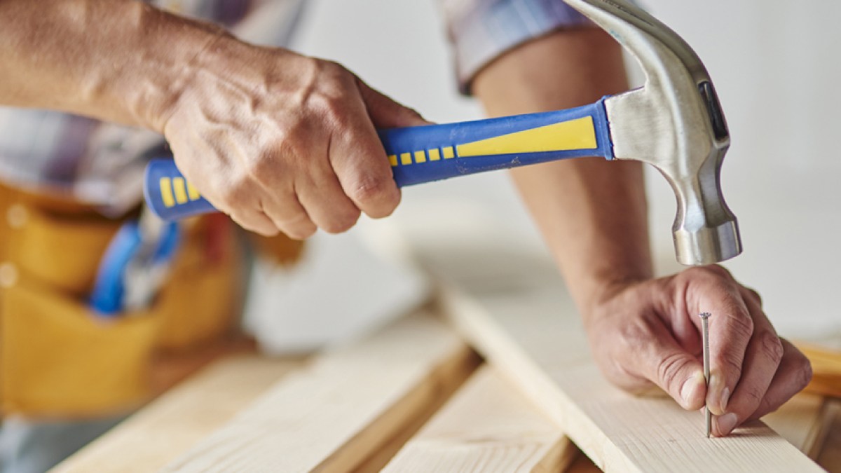 web3-work-hands-man-hammer-gpointstudio-shutterstock.jpg