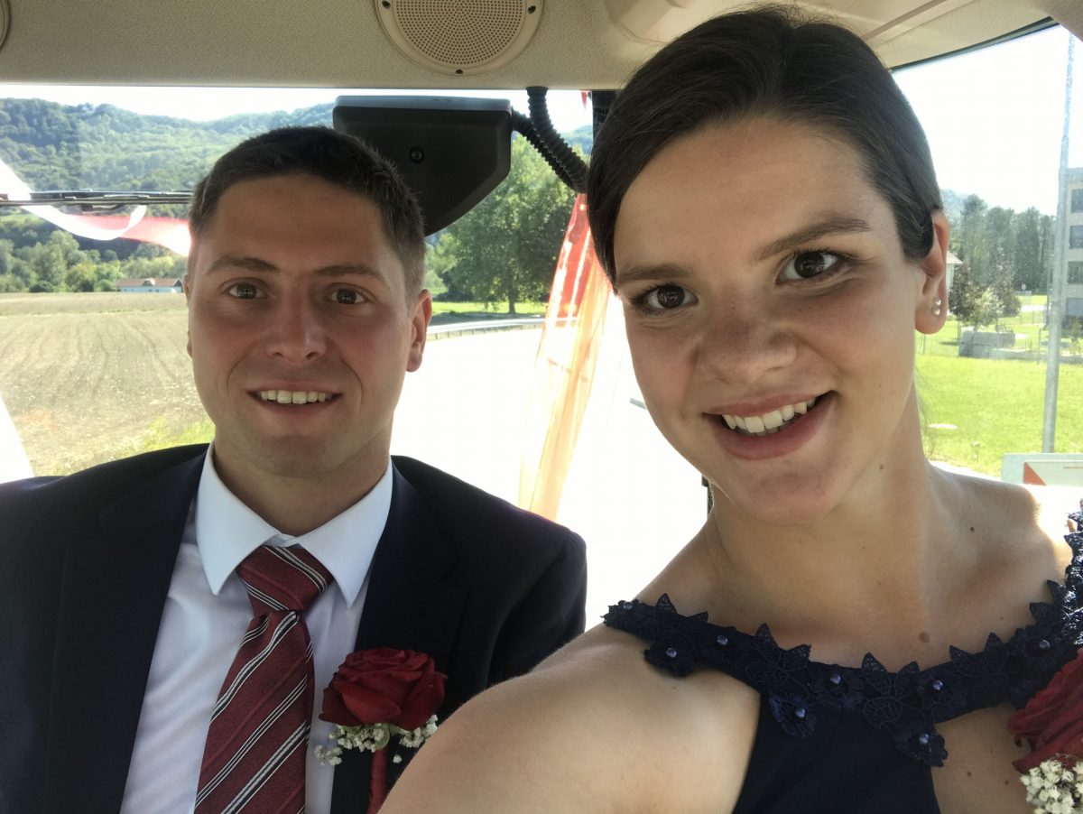 Utrinki iz vsakdanjega življenja družine Žnideršič