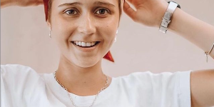 15-letnica se je “proti bolečini borila z ljubeznijo in molitvijo”. Njena misija daje upanje