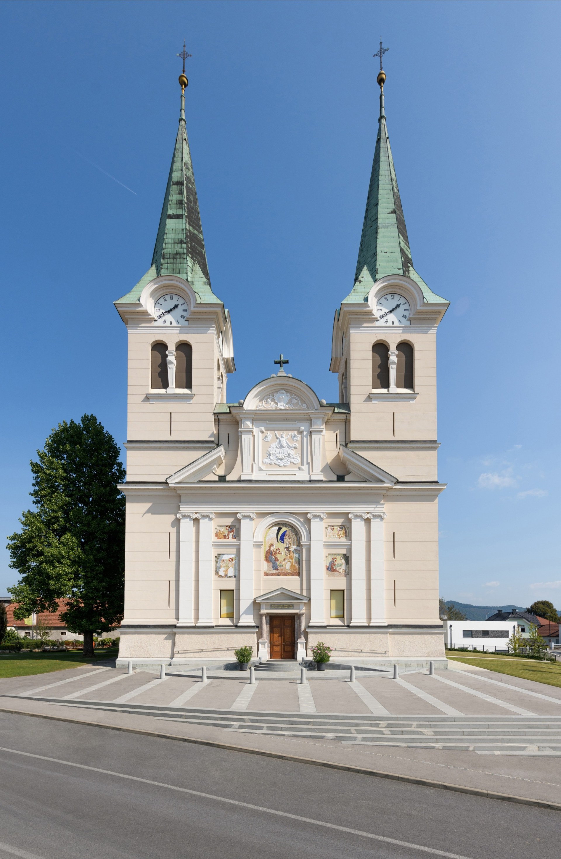 Devica_Marija_LJ_Polje_Foto_Peter_Skrlep_4828-1-1.jpg