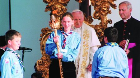 Po 30 letih še vedno odzvanja: “Papež ‘ma vas rad!”