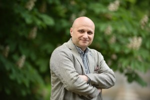 “V resnici je ravno sleng mladih najpristnejši izraz ljubezni do lastnega jezika”