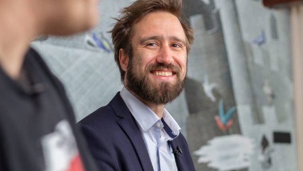 ODDAJA REFLEKTOR, 7. EPIZODA OŽBEJ PETERLE