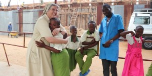 Z dobrodelnimi akcijami pomagali že več kot 250.000 ljudem v Afriki