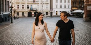 Pustil je varno službo in se pridružil ženinemu poslu, čeprav je včasih tudi model za uhane